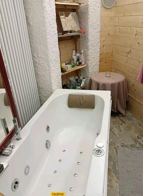 Il Villaggio Dei Puffi Bardineto Extérieur photo